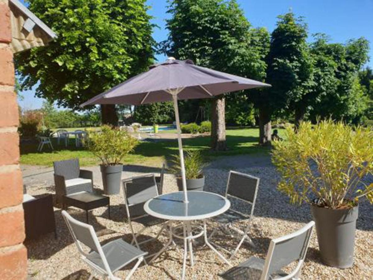 Villa Domaine de la Caure à Bussiere-Dunoise Extérieur photo